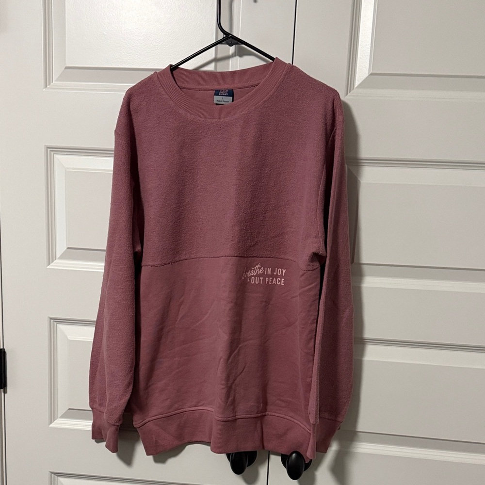 Women’s size Large Mauve Sweater